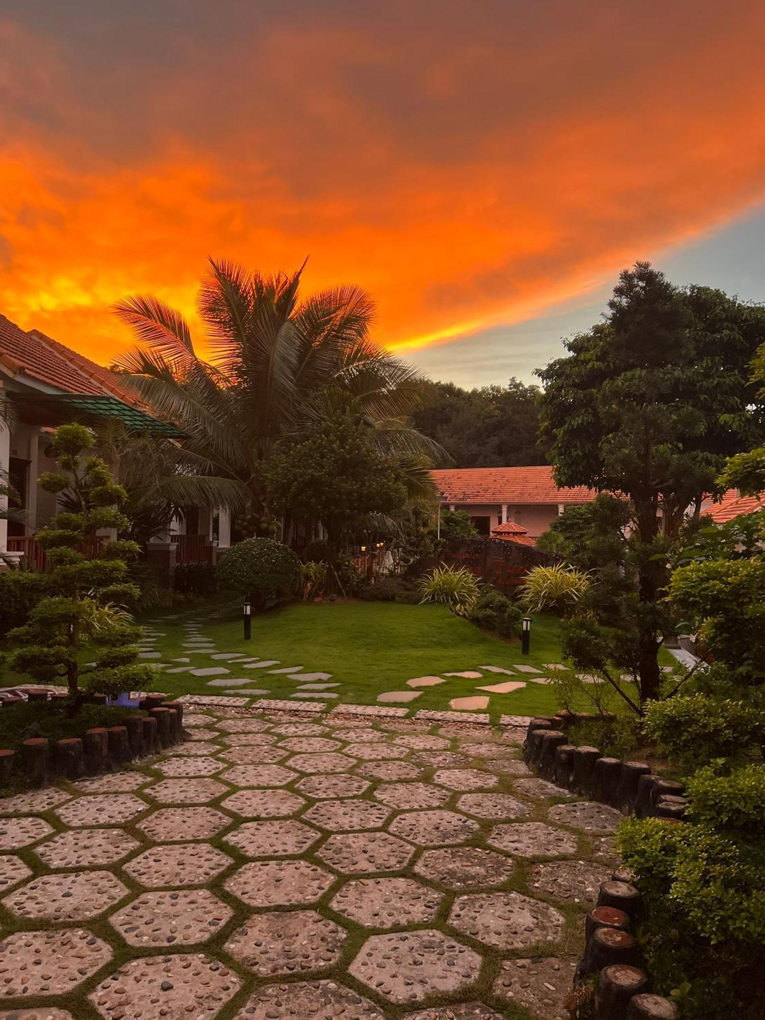 Bungalow Sang Tuoi Mountains Phu Quoc Luaran gambar